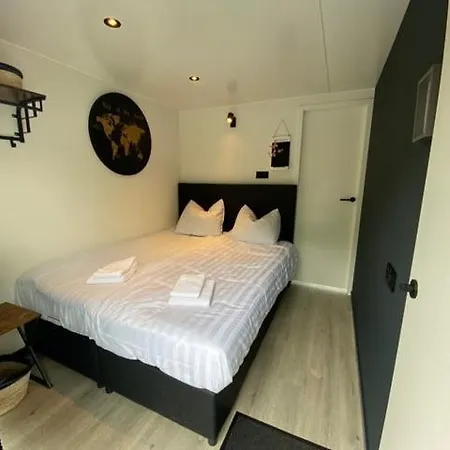 Houseboat Дом отдыха