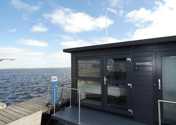 Vakantiehuis Houseboat